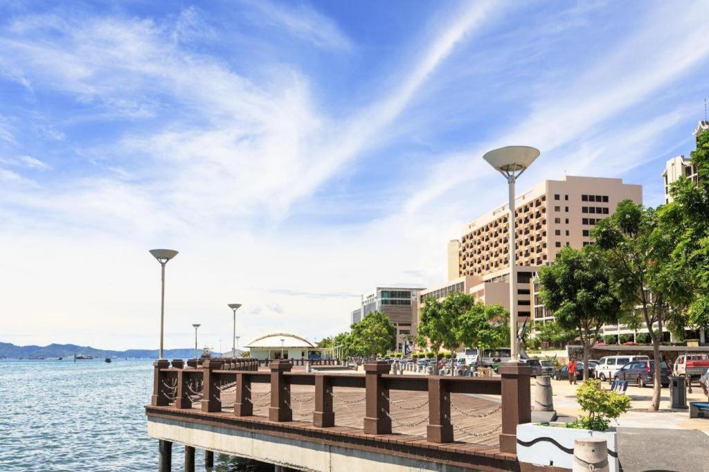 Oyo 89398 Doorbellz Kota Kinabalu Exterior foto