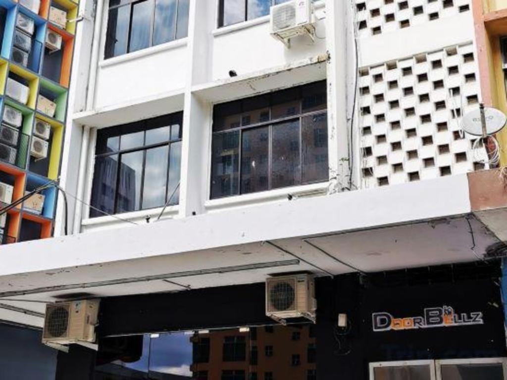 Oyo 89398 Doorbellz Kota Kinabalu Exterior foto
