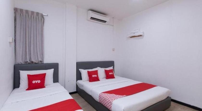 Oyo 89398 Doorbellz Kota Kinabalu Exterior foto