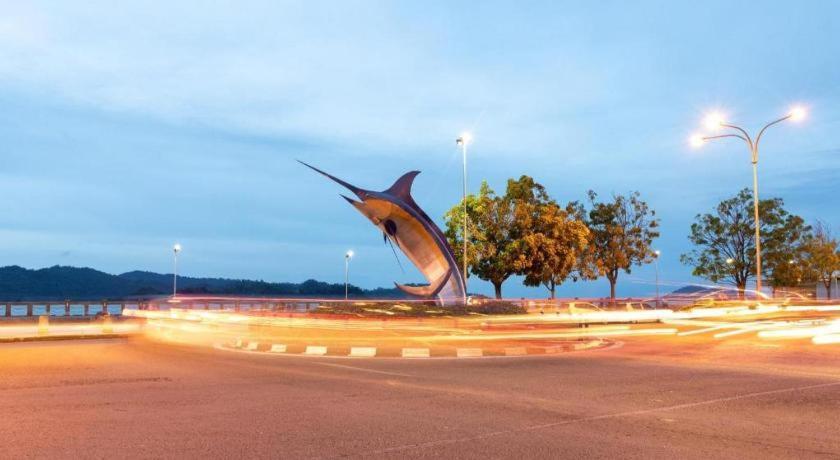Oyo 89398 Doorbellz Kota Kinabalu Exterior foto