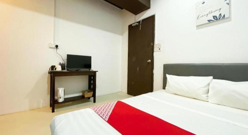 Oyo 89398 Doorbellz Kota Kinabalu Exterior foto